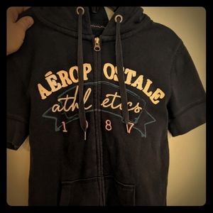 Short sleeved zipper hoodie
